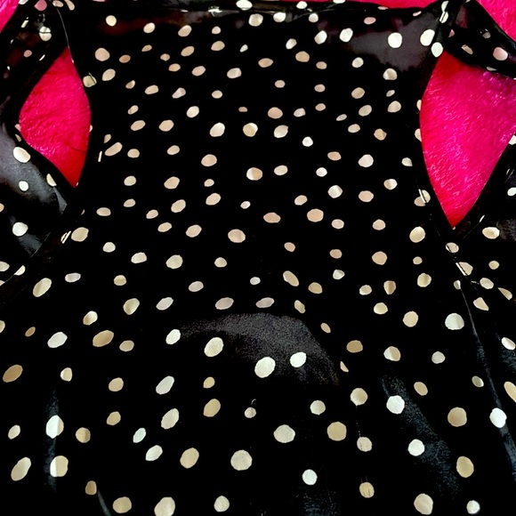 FOREVER 21 Sleeveless Dotted top - Picture 3 of 4